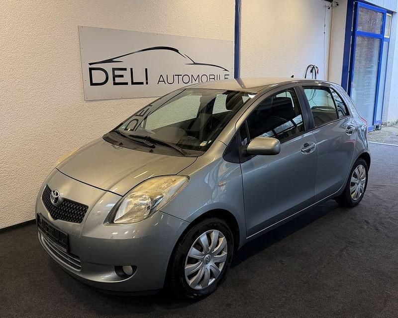 Silber Gebraucht 2008 Toyota Yaris Sol Kleinwagen | 2.590 € (Guter Preis) - Bild 1/4