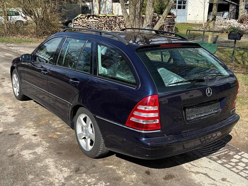 Gebraucht Mercedes 200 163 PS (119 kW) 2007 Blau Kombi