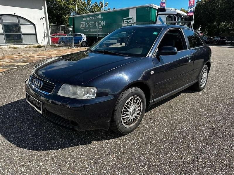 Blau Gebraucht 2001 Audi A3 Limousine | 250 € (Superpreis) - Bild 1/4