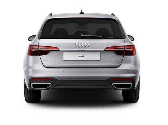 Second-hand Audi A4 Business 204 CP (150 kW) 2023 Argintiu Break