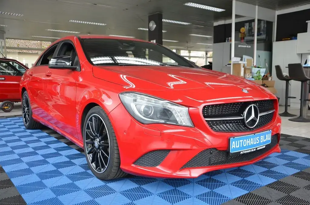 Gebraucht Mercedes CLA200 AMG 156 PS (114 kW) 2015 Rot Limousine