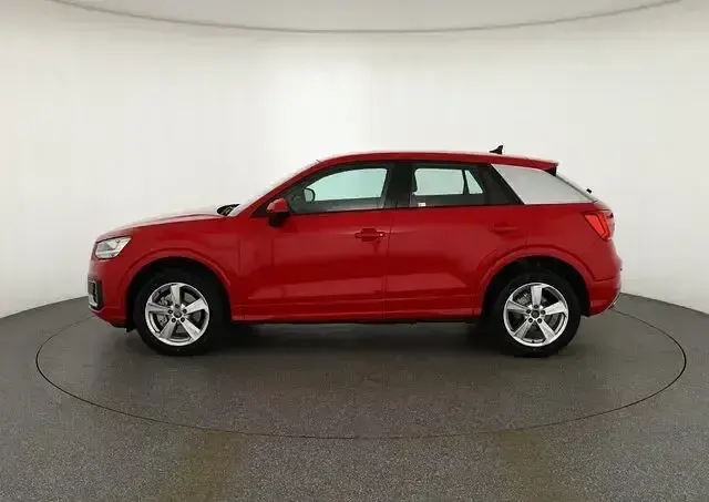 Gebraucht Audi Q2 Sport 116 PS (85 kW) 2019 Rot SUV