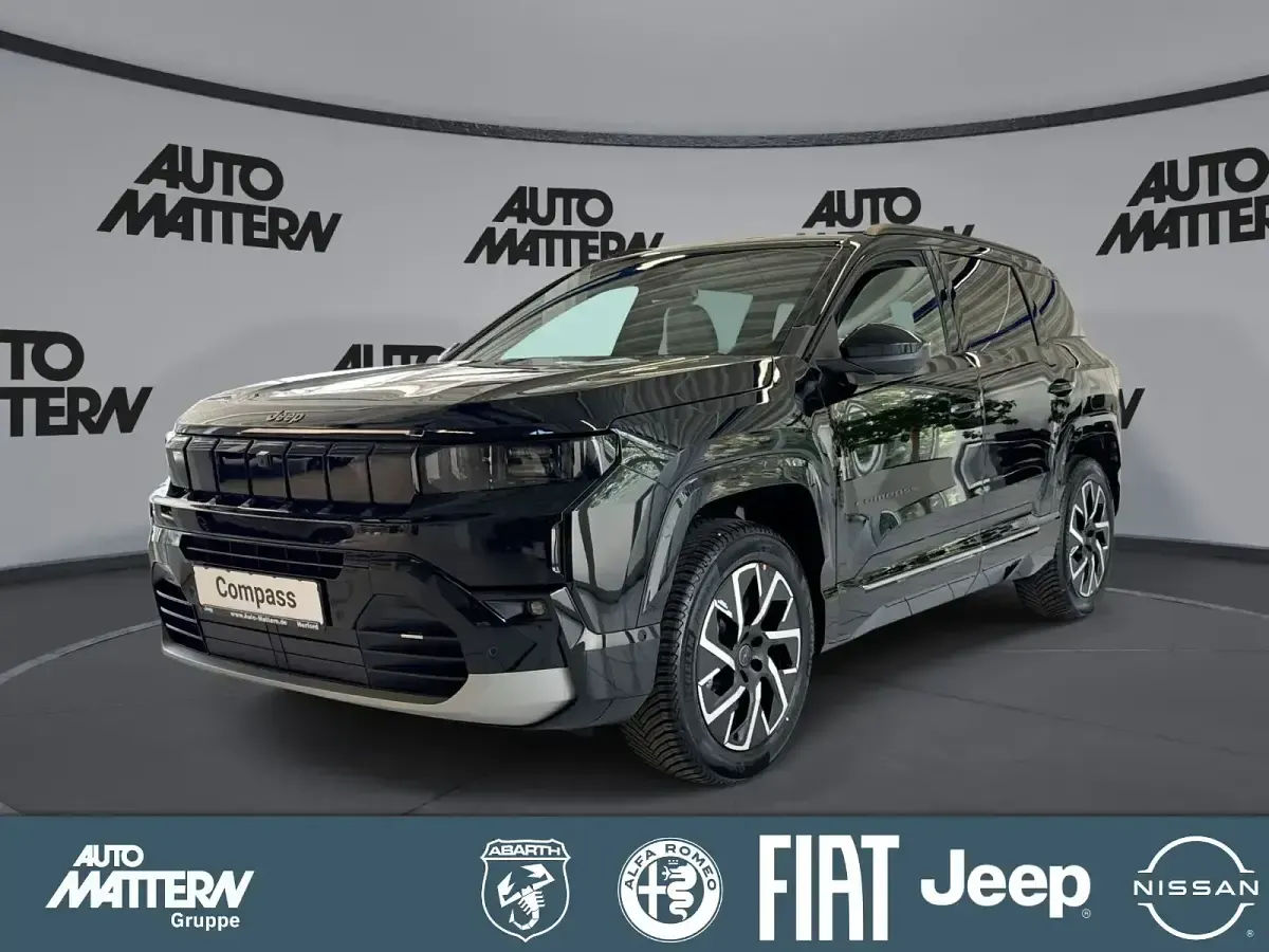 Gebraucht Jeep Compass Summit 165 PS (121 kW) 2026 SUV