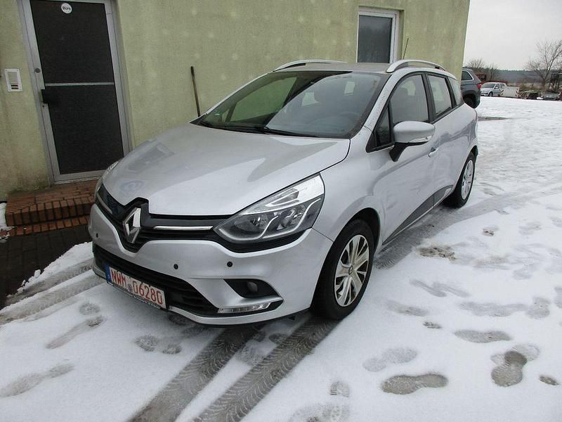 Gebraucht Renault Clio IV 90 PS (66 kW) 2018 Silber Limousine