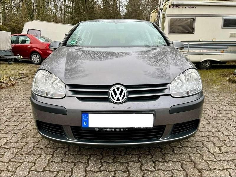 Grau Gebraucht 2005 VW Golf IV Limousine | 1.450 € (Superpreis) - Bild 1/4