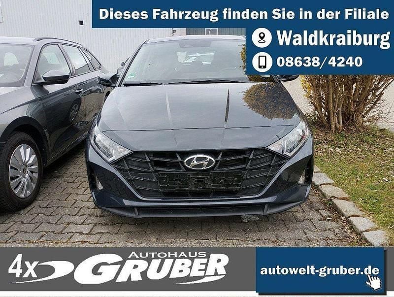 Gebraucht Hyundai i20 84 PS (61 kW) 2023 Grau Kleinwagen