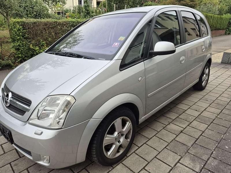 Grau Gebraucht 2006 Opel Meriva Van / Kleinbus | 1.200 € (Guter Preis) - Bild 1/4