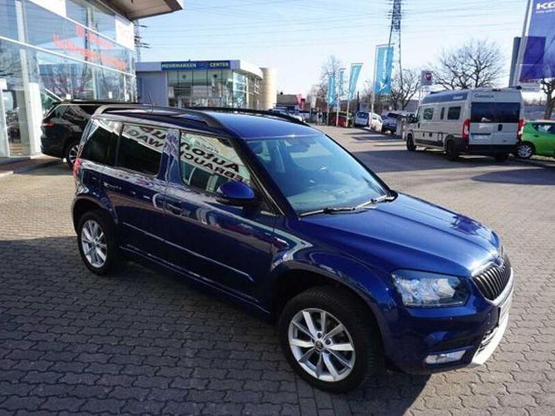 Gebraucht Skoda Yeti Drive 110 PS (80 kW) 2017 Blau SUV