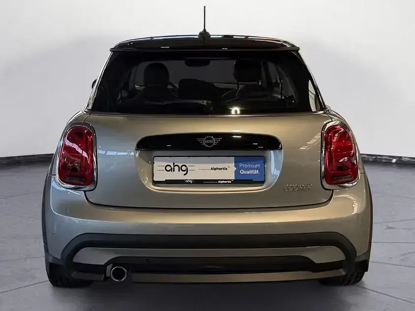 Gebraucht Mini Cooper Essential 136 PS (100 kW) 2023 Silber Kleinwagen