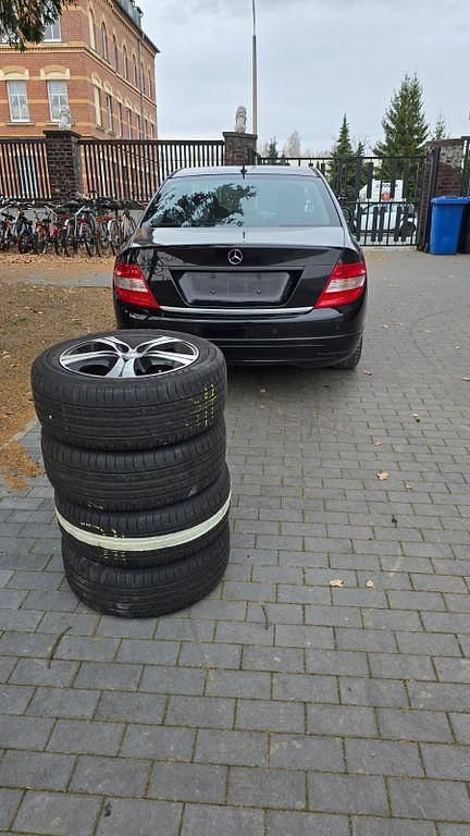 Gebraucht Mercedes C180 156 PS (114 kW) 2009 Schwarz Limousine