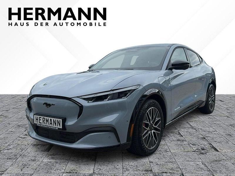 Glacier grey (grau) Neu 2025 Ford Mustang Mach-E Extended Range SUV | 59.700 € (Teuer) - Bild 1/4