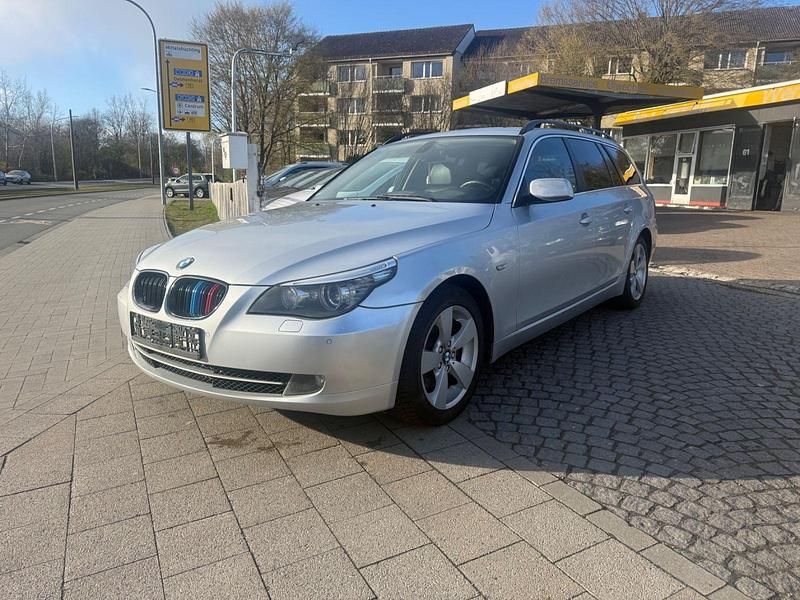 Gebraucht BMW 530 Advantage 235 PS (172 kW) 2008 Silber Kombi