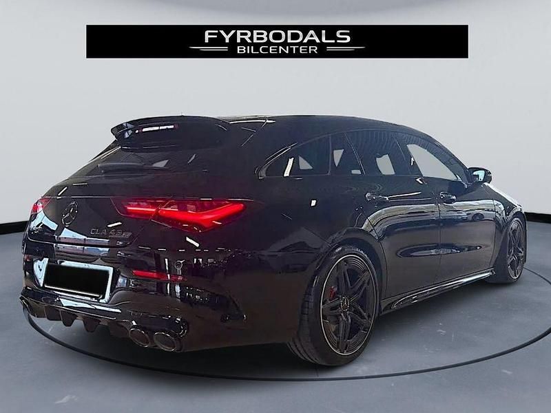 Gebraucht Mercedes CLA45 AMG Shooting Brake AMG 421 PS (309 kW) 2024 Schwarz Kombi