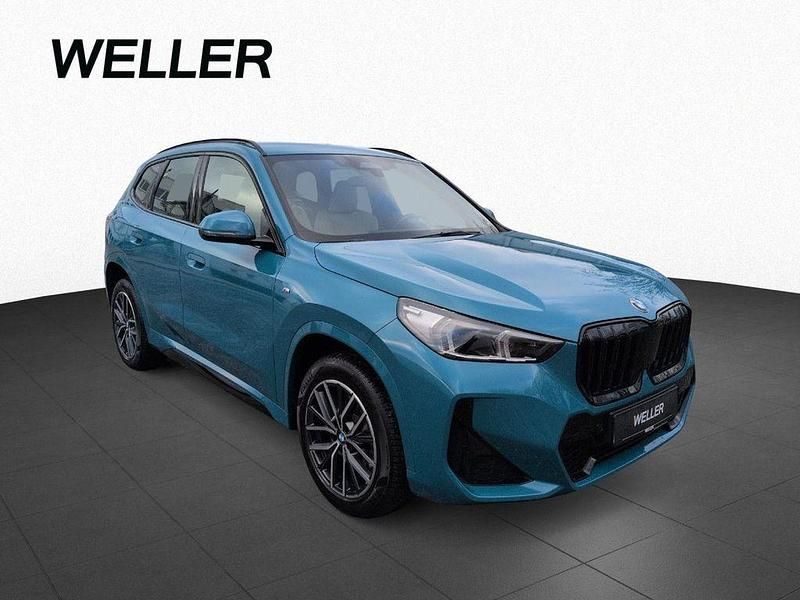Gebraucht BMW X1 M Sport 156 PS (114 kW) 2023 Blue bay lagoon (blau) SUV