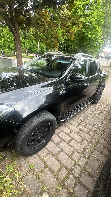 Schwarz Gebraucht 2019 Mercedes X350 Abholung | 38.000 € (Etwas zu teuer) - Bild 1/4