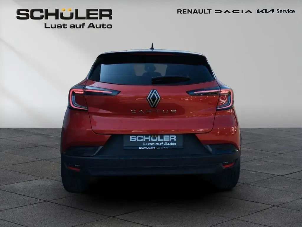 Neu Renault Captur 114 PS (83 kW) 2026 Rot SUV