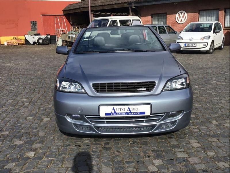 Gebraucht Opel Astra Cabriolet 147 PS (108 kW) 2004 Silber Cabrio