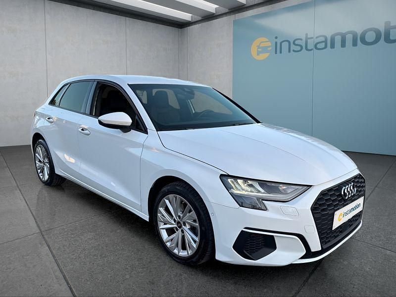 Gebraucht Audi A3 Sportback 116 PS (85 kW) 2022 Weiß Kleinwagen