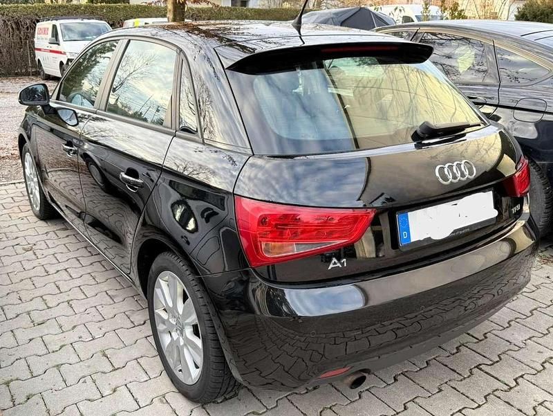 Gebraucht Audi A1 Sportback Ambition 86 PS (63 kW) 2013 Schwarz Kleinwagen