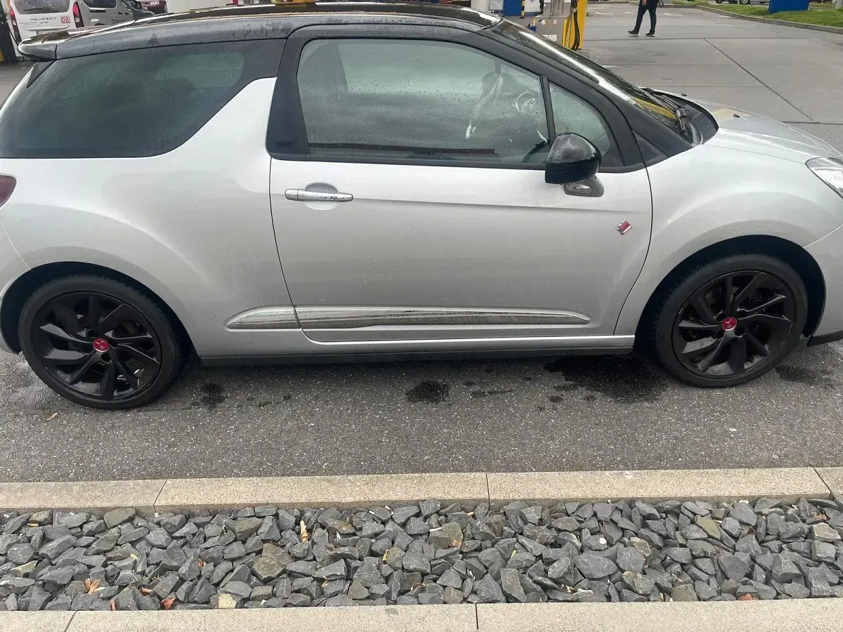 Gebraucht Citroën DS3 165 PS (121 kW) 2018 Grau Coupé