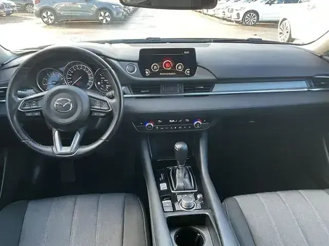Gebraucht Mazda 6 Center-Line 165 PS (121 kW) 2023 Machine grey Kombi