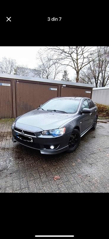 Second-hand Mitsubishi Lancer 140 CP (102 kW) 2009 Negru Berlinǎ