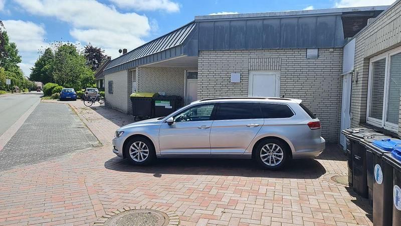 Gebraucht VW Passat Comfortline 120 PS (88 kW) 2015 Silber Kombi