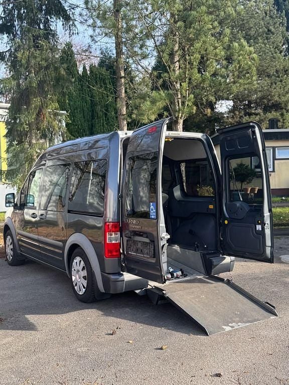 Grau Gebraucht 2007 Ford Tourneo Van / Kleinbus | 8.200 € (Teuer) - Bild 1/4