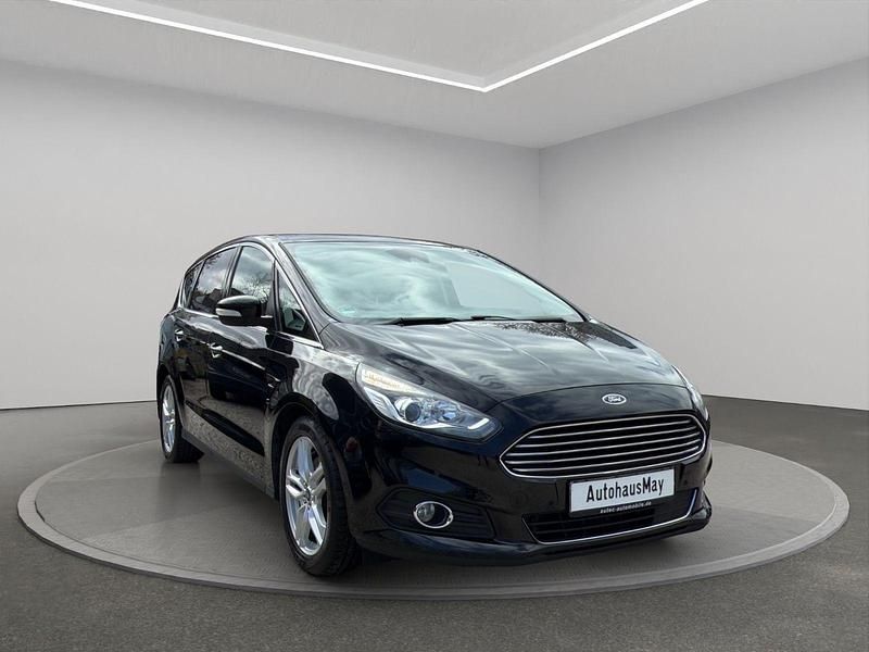 Occasion Ford S-MAX Titanium 150 ch (110 kW) 2017 Noir Monospace