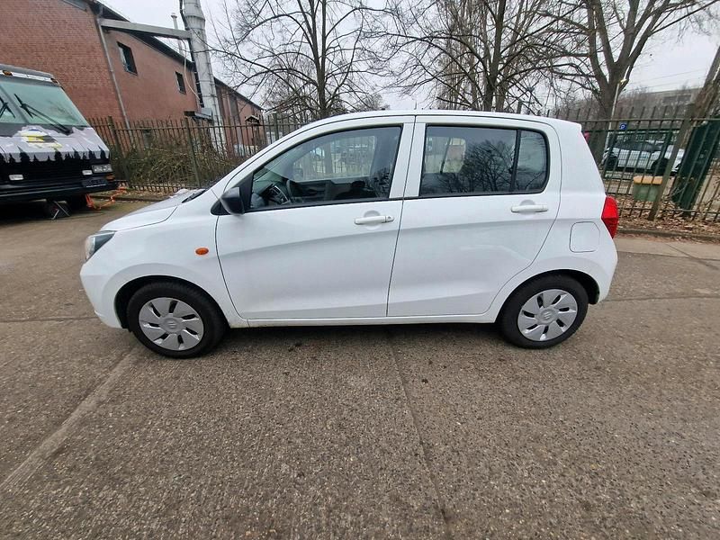 Gebraucht Suzuki Celerio 68 PS (50 kW) 2018 Weiß Kleinwagen