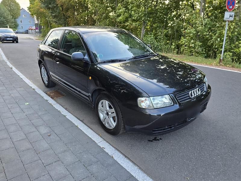 Schwarz Gebraucht 2000 Audi A3 Basis Kleinwagen | 1.849 € (Fairer Preis) - Bild 1/4