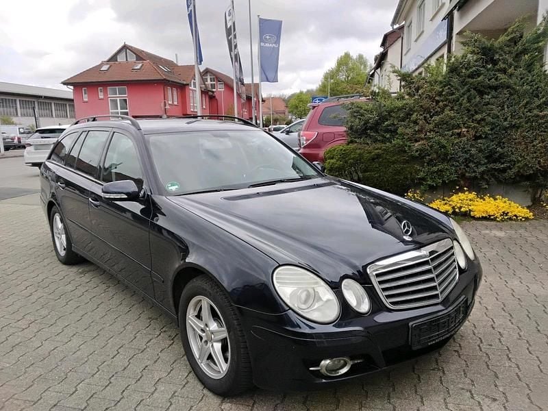 Second-hand Mercedes E200 184 CP (135 kW) 2006 Albastru Break