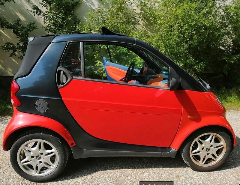Rot Gebraucht 2000 Smart ForTwo Cabrio Cabrio | 1.650 € - Bild 1/4