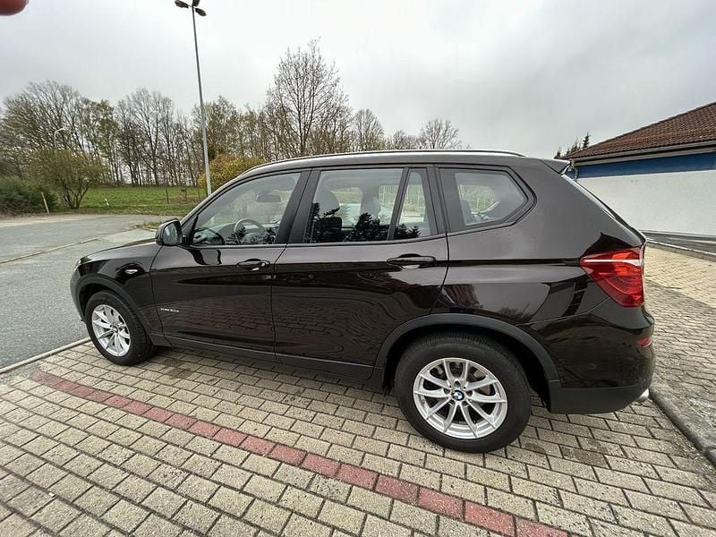 Second-hand BMW X3 Sport Line 190 CP (139 kW) 2015 Maro SUV