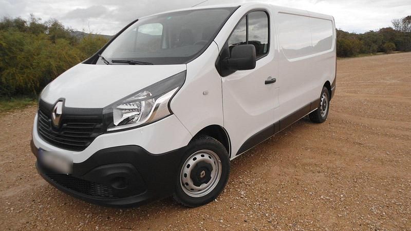 Gebraucht Renault Trafic 125 PS (91 kW) 2018 Weiß Van / Kleinbus