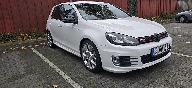 Gebraucht 2012 VW Golf VII Edition Limousine | 14.000 € (Etwas zu teuer) - Bild 1/4