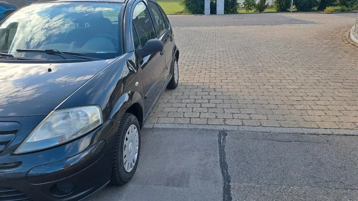 Gebraucht Citroën C3 73 PS (53 kW) 2009 Schwarz Kleinwagen