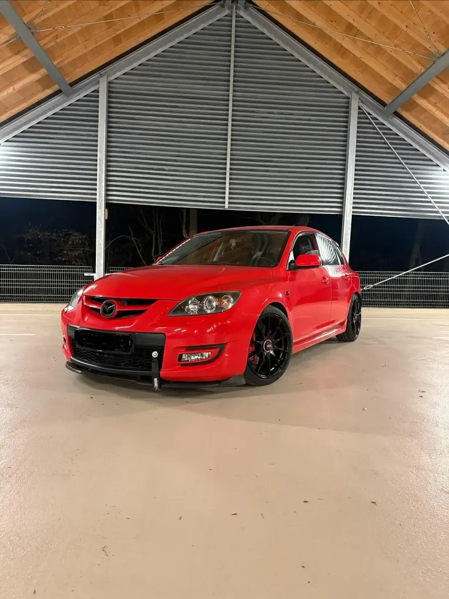 Gebraucht Mazda 3 270 PS (198 kW) 2008 Rot Limousine