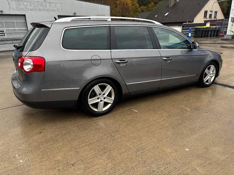 Gebraucht VW Passat Highline 140 PS (102 kW) 2006 Grau Kombi
