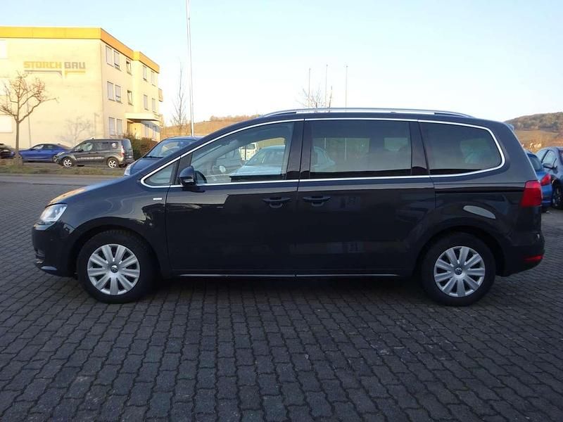 Gebraucht VW Sharan Life 140 PS (102 kW) 2013 Grau Van / Kleinbus