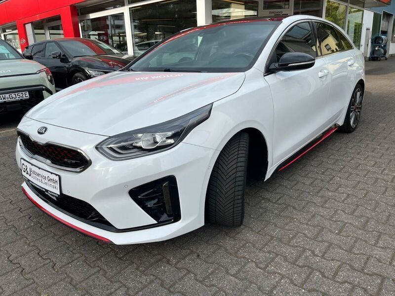 Weiß Gebraucht 2019 Kia ProCeed GT Kleinwagen | 19.900 € (Etwas zu teuer) - Bild 1/4