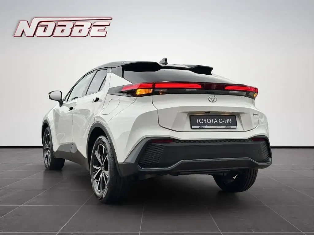 Neu Toyota C-HR 197 PS (144 kW) 2026 Schneeweiß/schwarz SUV