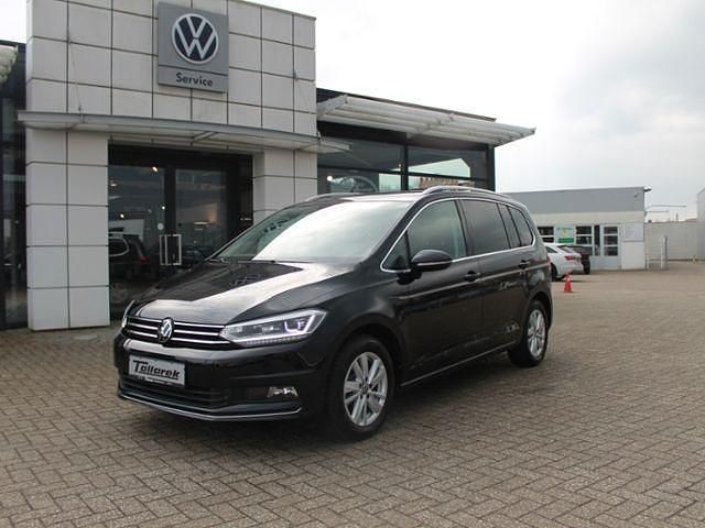 Gebraucht VW Touran Highline 150 PS (110 kW) 2025 Schwarz Van / Kleinbus