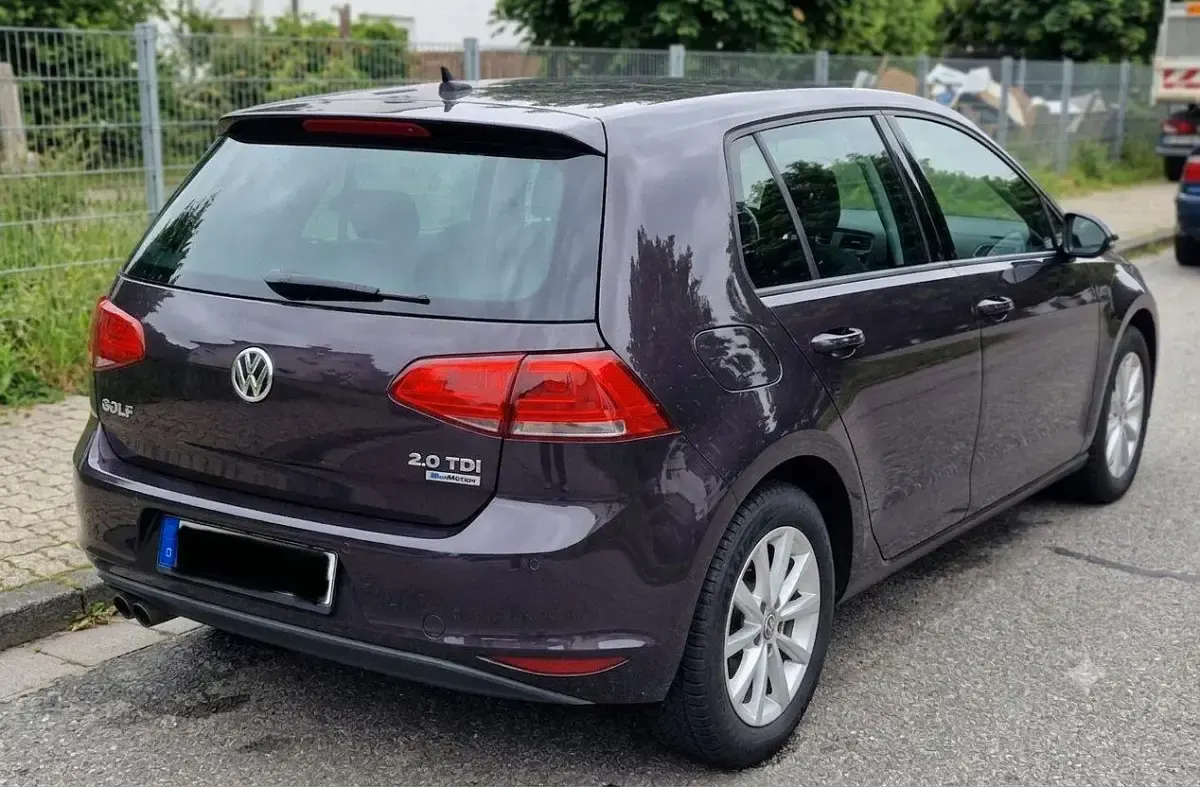 Gebraucht VW Golf VII LOUNGE 150 PS (110 kW) 2015 Andere farben Limousine