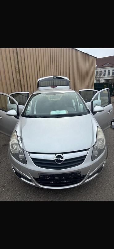 Gebraucht Opel Corsa 70 PS (51 kW) 2010 Grau Kleinwagen
