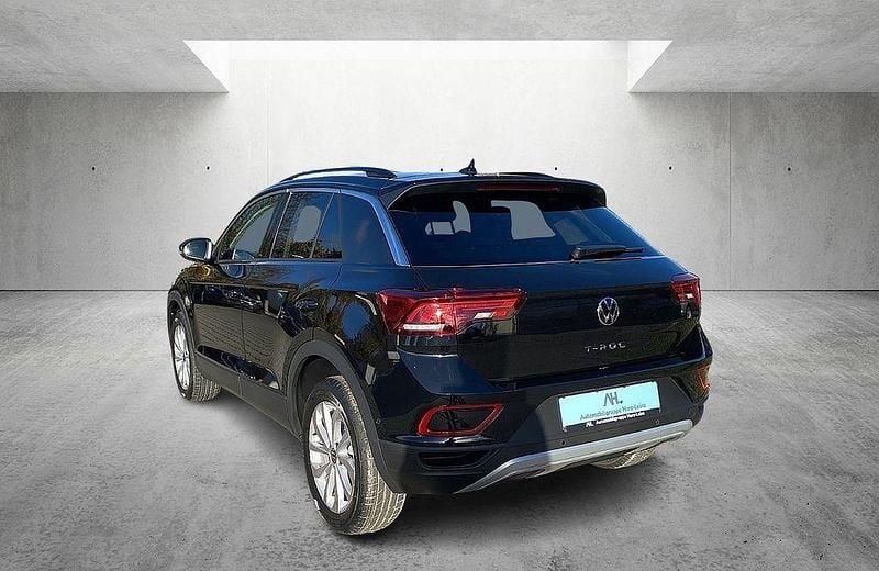 Neu VW T-Roc Life 150 PS (110 kW) 2025 Grenadillschwarzmet. SUV