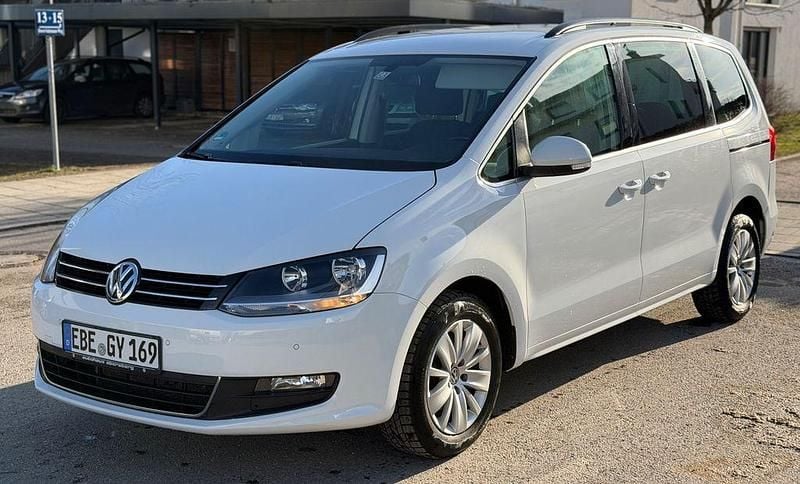 Weiß Gebraucht 2016 VW Sharan Van / Kleinbus | 13.900 € (Superpreis) - Bild 1/4