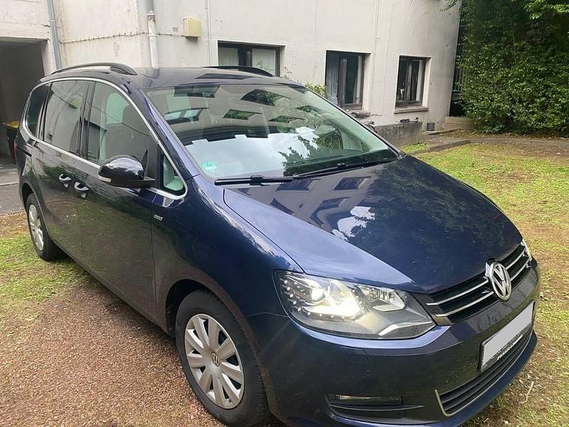 Gebraucht VW Sharan Match 140 PS (102 kW) 2012 Blau Van / Kleinbus