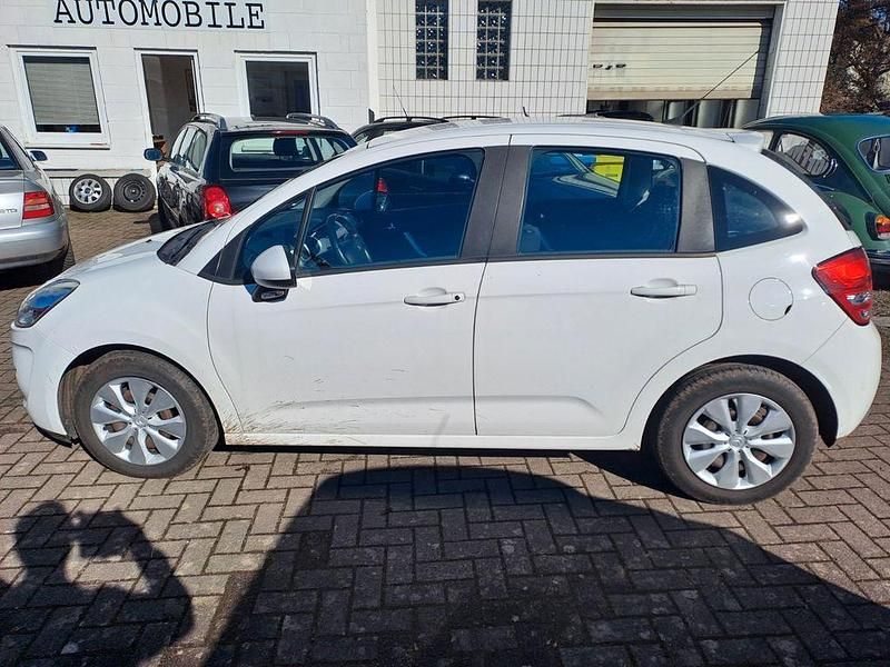 Gebraucht Citroën C3 Tendance 95 PS (69 kW) 2010 Weiß Limousine