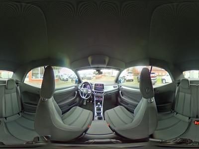 Gebraucht VW T-Roc Style 150 PS (110 kW) 2024 Ravenna blau SUV